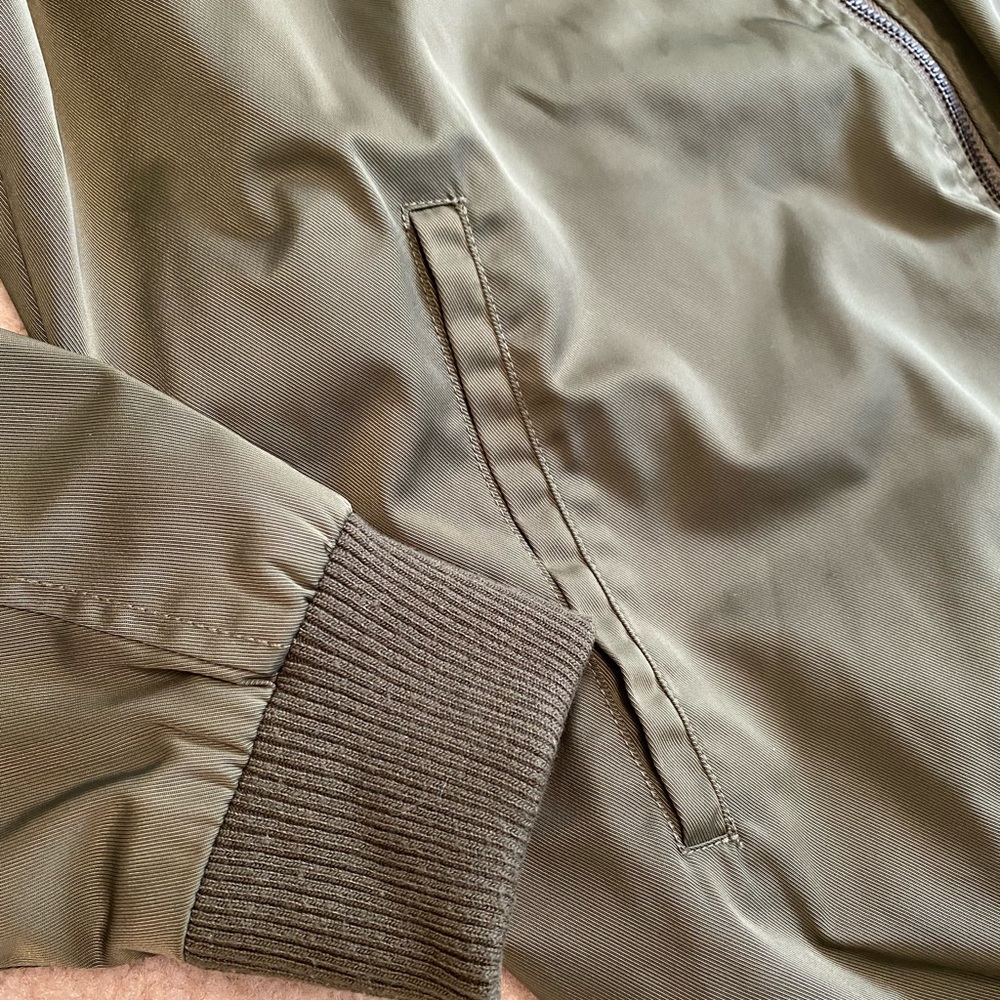 Bernardo Bomber Jacket - Picture 6 of 6